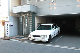 入口・駐車場